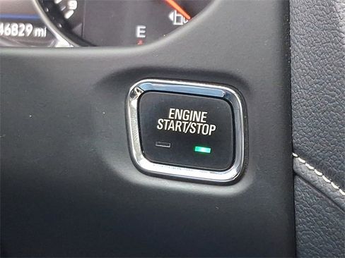 Used 2021 GMC Acadia Denali image 22