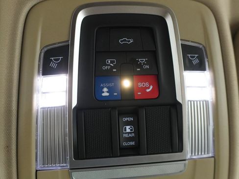 Used 2020 RAM 1500 Limited AWD/4WD image 19