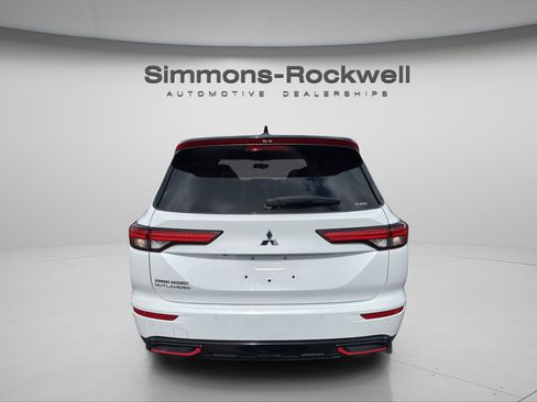 Used 2024 Mitsubishi Outlander Ralliart AWD/4WD image 4