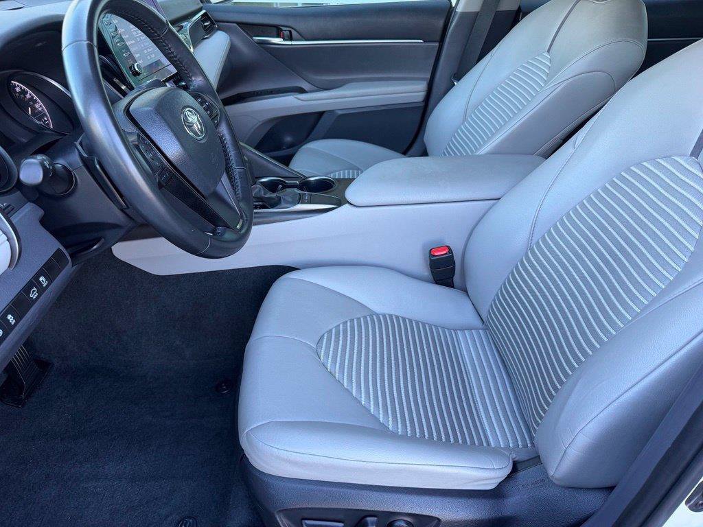 Used 2024 Toyota Camry SE FWD image 10