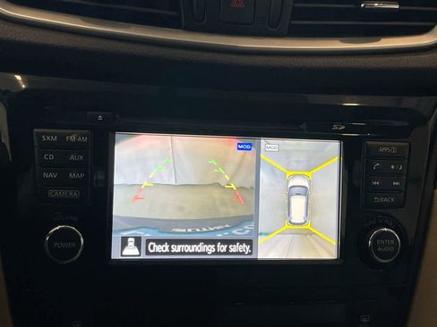 Used 2015 Nissan Rogue SV w/ SV Premium Package image 17