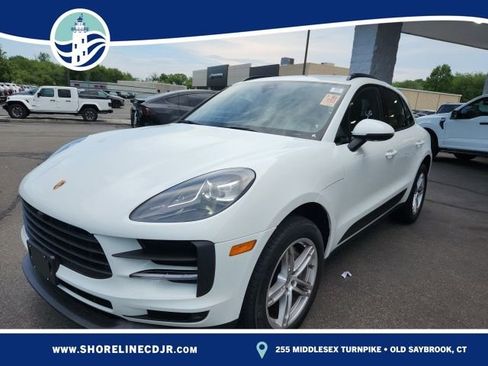 Used 2021 Porsche Macan AWD/4WD image 1