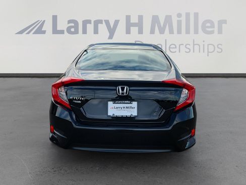 Used 2018 Honda Civic LX image 5