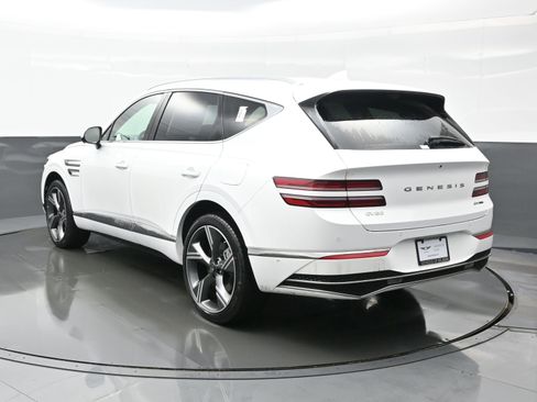 New 2025 Genesis GV80 3.5T Prestige image 4