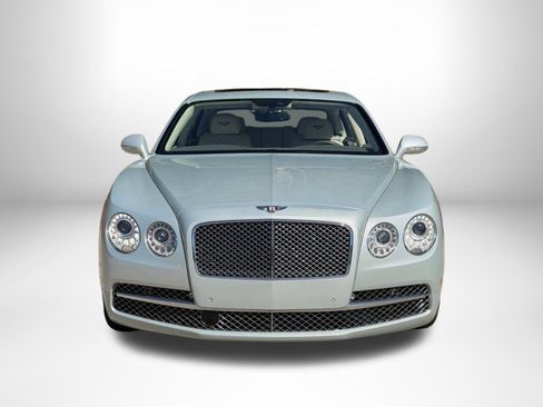 Certified 2018 Bentley Flying Spur V8 AWD/4WD image 12
