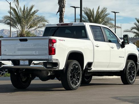 New 2026 Chevrolet Silverado 2500 LT image 4