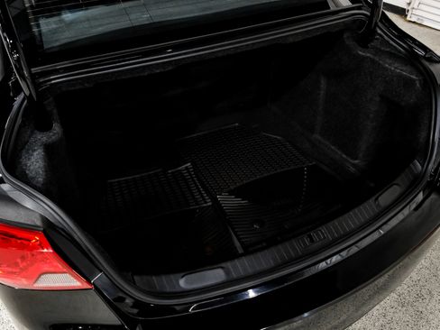 Used 2017 Chevrolet Impala Premier FWD image 61