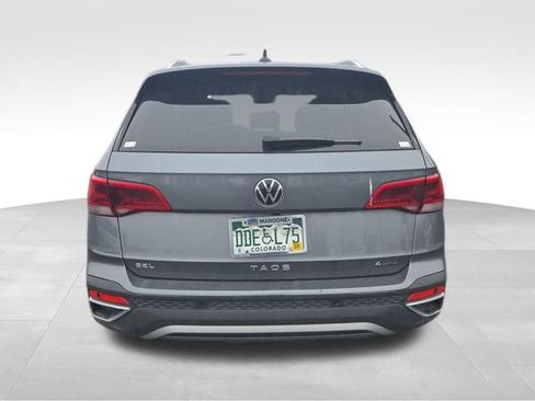Certified 2023 Volkswagen Taos SEL image 6