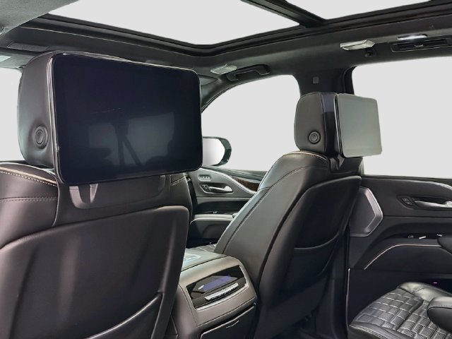 Used 2021 Cadillac Escalade ESV Sport Platinum AWD/4WD image 23