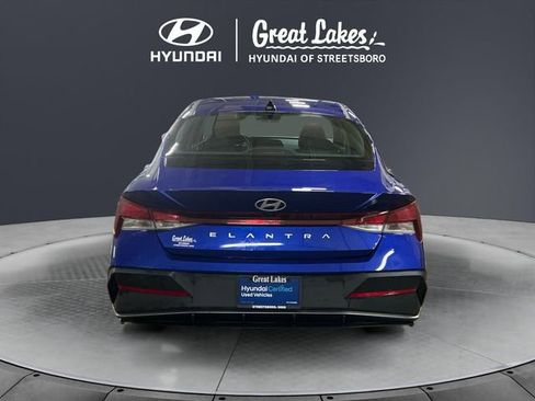 Used 2024 Hyundai Elantra SEL FWD image 5
