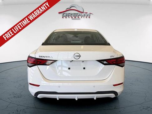 Used 2024 Nissan Sentra SV FWD image 18