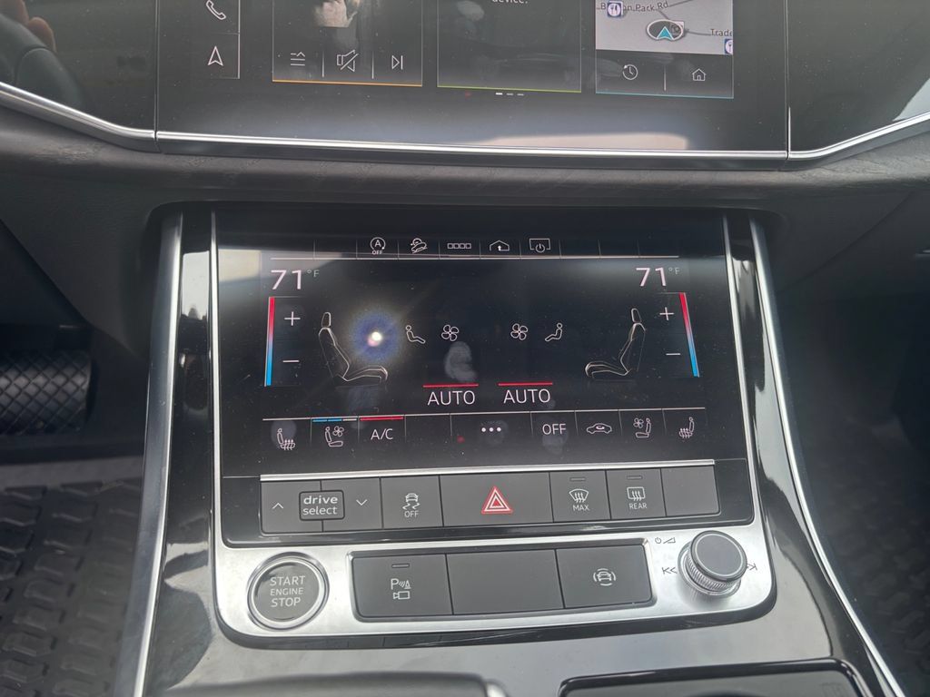 Used 2022 Audi Q8 Premium Plus w/ Premium Plus Package AWD/4WD image 23
