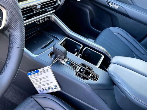 New 2026 Lexus TX 500h F SPORT Performance Premium image 11