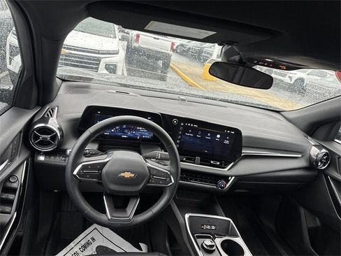 New 2026 Chevrolet Equinox LT w/ Convenience Package II image 45