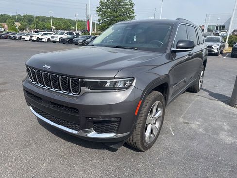 Used 2022 Jeep Grand Cherokee L Limited AWD/4WD image 1