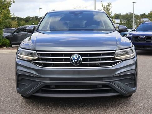 Certified 2023 Volkswagen Tiguan SE FWD image 3