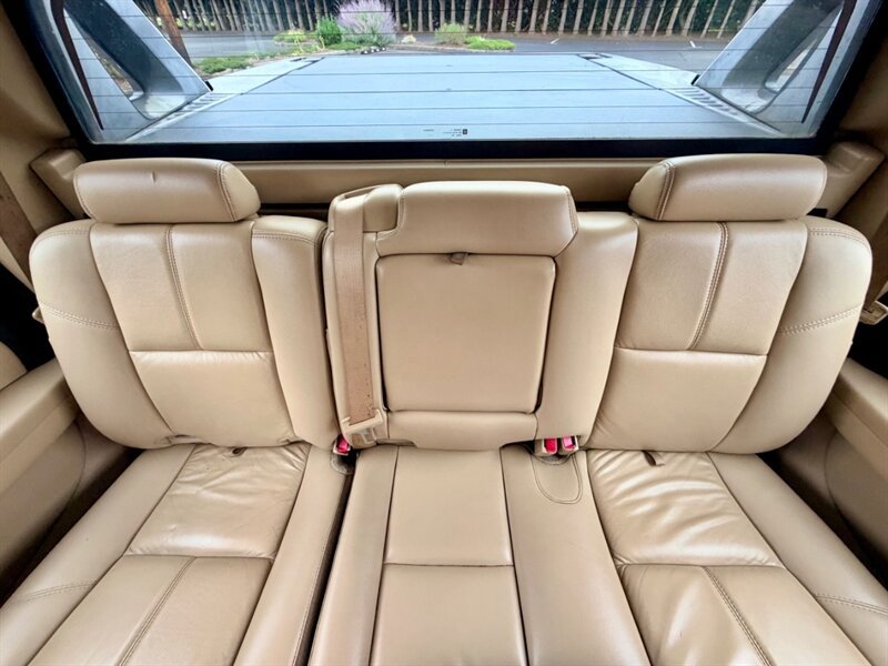Used 2007 Chevrolet Avalanche LTZ AWD/4WD image 11