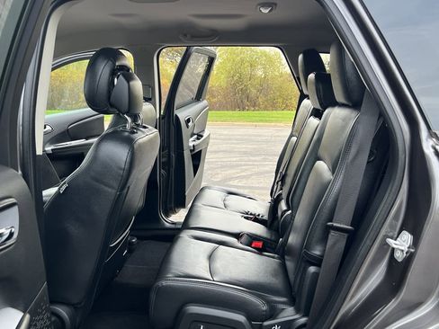 Used 2018 Dodge Journey SE w/ Blacktop Package image 33