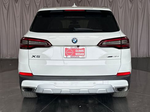 Used 2023 BMW X5 xDrive45e image 8