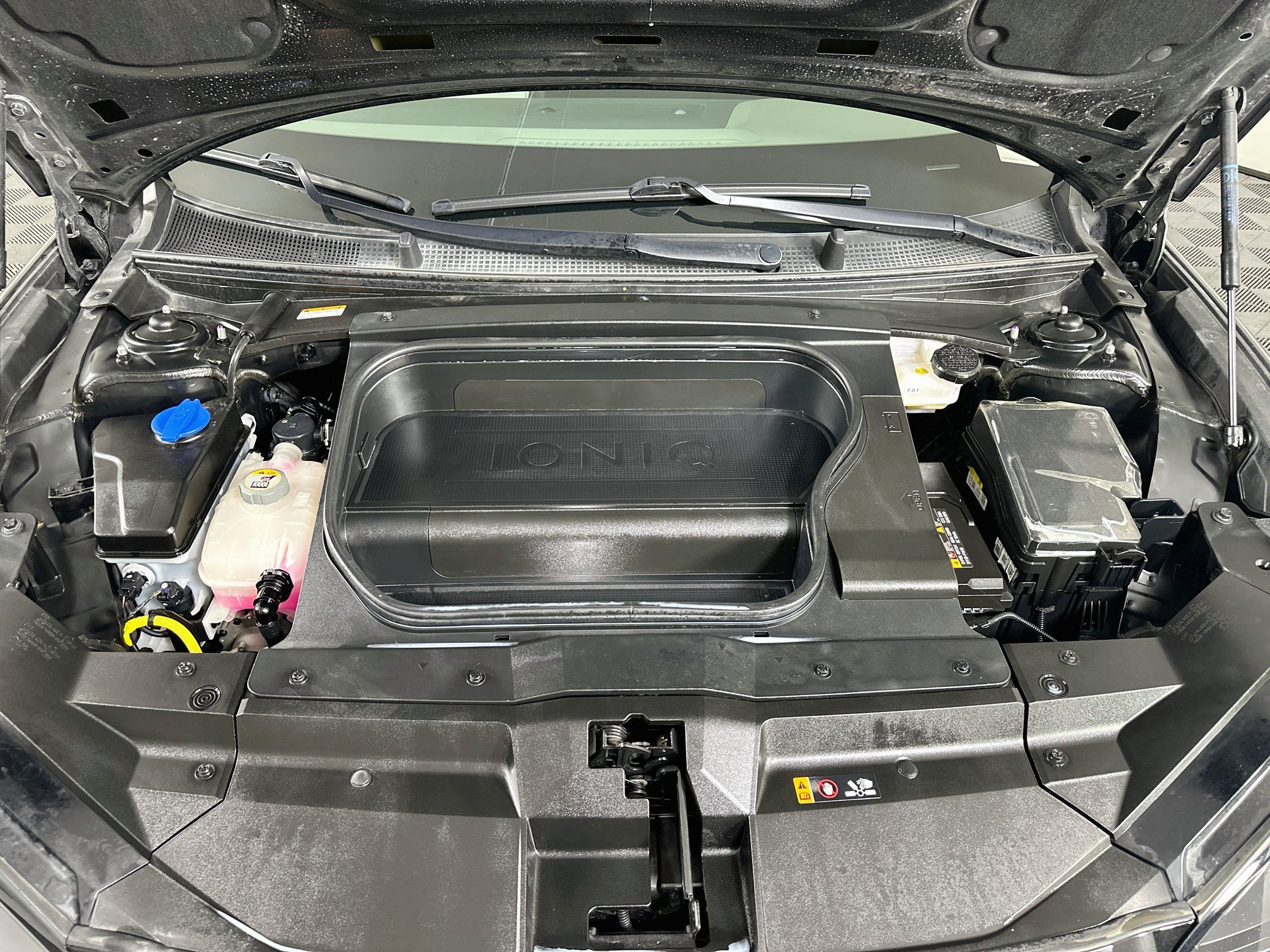 Used 2023 Hyundai Ioniq 6 SEL RWD image 34