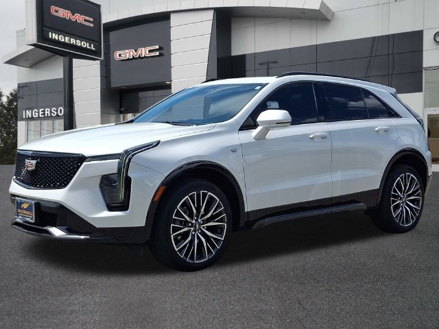 Used 2024 Cadillac XT4 Sport AWD/4WD image 33