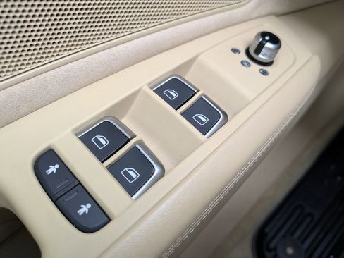 Used 2016 Audi A8 L 4.0T image 24