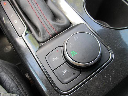 Used 2019 Chevrolet Blazer RS image 73