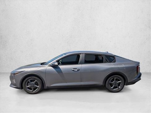 Used 2025 Kia K4 FWD image 7