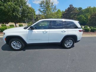 Used 2024 Jeep Grand Cherokee Laredo X w/ Luxury Tech Group I RWD video 1