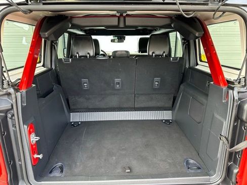 Used 2024 Ford Bronco Wildtrak image 24