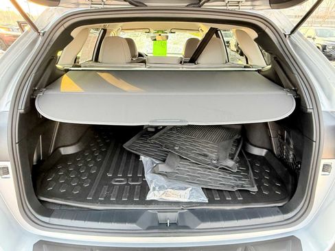 Used 2025 Subaru Outback Premium w/ Popular Package #1A image 28