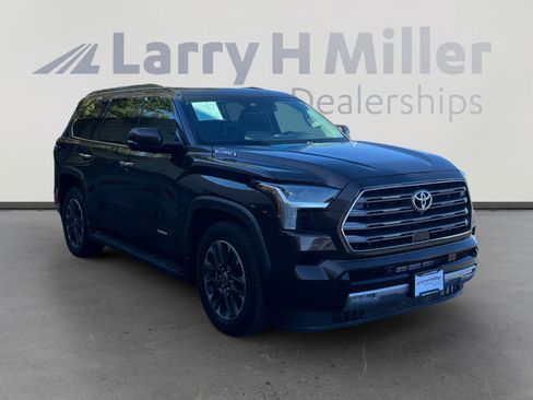 Used 2023 Toyota Sequoia Limited RWD image 7