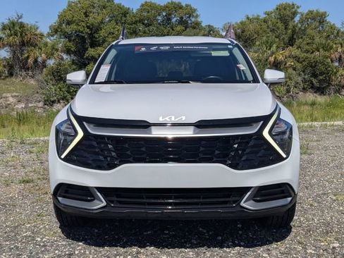 Certified 2023 Kia Sportage EX FWD image 10