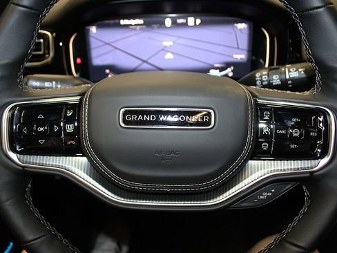 New 2026 Jeep Grand Wagoneer L Summit AWD/4WD image 11