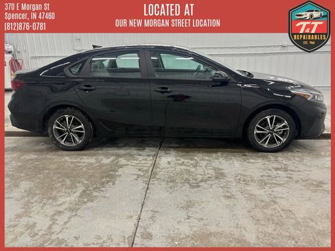 Used 2023 Kia Forte LXS w/ LXS Technology Package FWD image 10