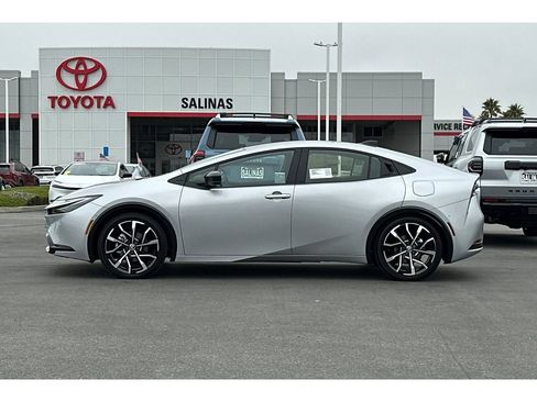 New 2026 Toyota Prius Plug-In Hybrid w/ Limited Premium Package FWD image 7