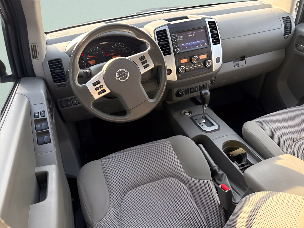 Used 2020 Nissan Frontier SV AWD/4WD image 9