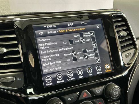 Used 2020 Jeep Grand Cherokee Limited AWD/4WD image 5
