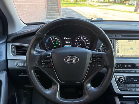 Used 2016 Hyundai Sonata Limited FWD image 35