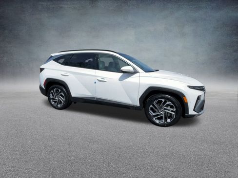 New 2025 Hyundai Tucson Limited image 28