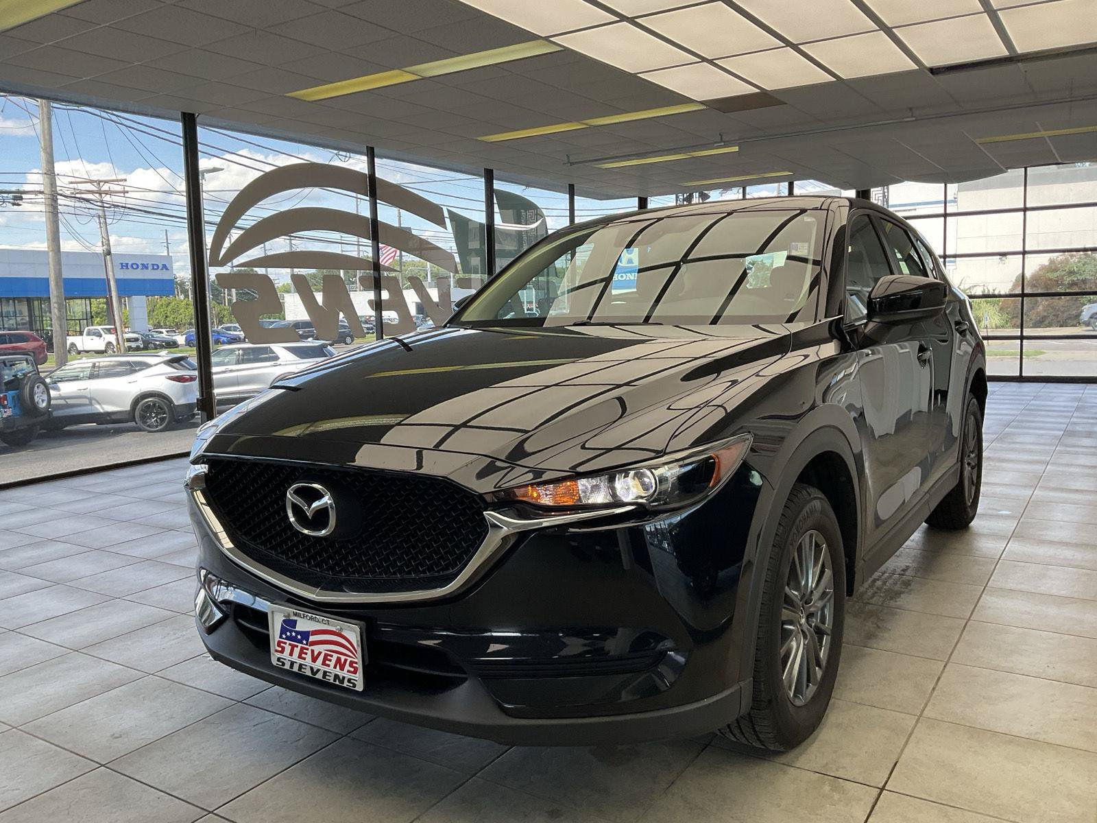 Used 2017 MAZDA CX-5 Sport AWD/4WD image 3