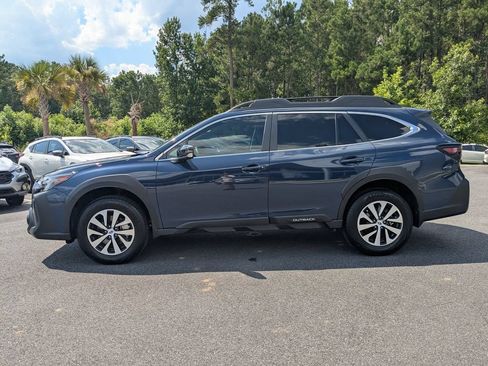 Used 2025 Subaru Outback Premium AWD/4WD image 7