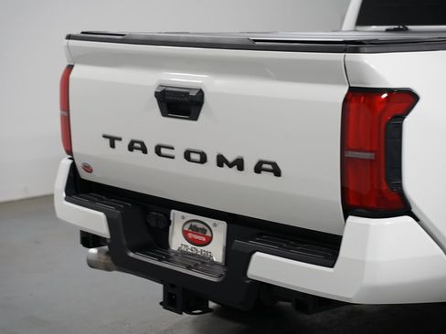 Certified 2025 Toyota Tacoma SR5 RWD image 9