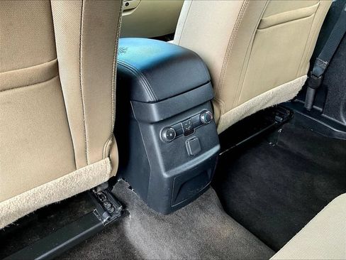 Used 2016 Ford Explorer 4WD image 10