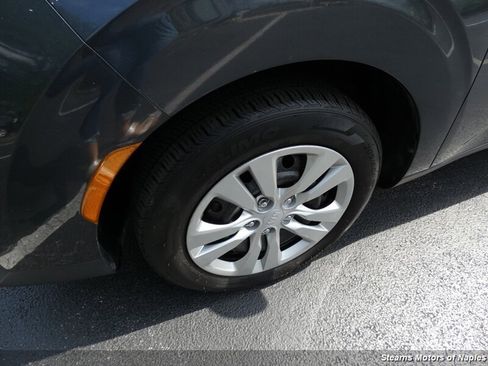 Used 2020 Kia Soul LX FWD image 18