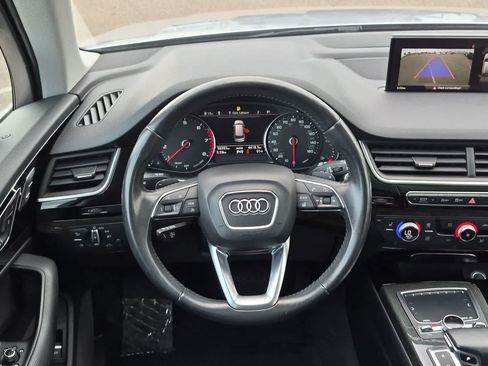 Used 2019 Audi Q7 3.0T Premium w/ Convenience Package AWD/4WD image 21