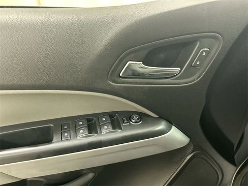 Used 2018 Chevrolet Colorado LT image 11
