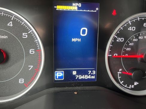 Used 2019 Subaru Ascent Premium image 16