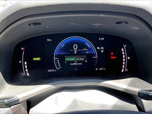 Used 2025 Toyota Camry LE FWD image 13