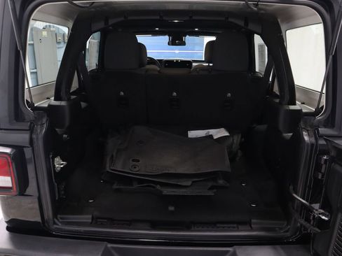 Used 2024 Jeep Wrangler Sport S image 17